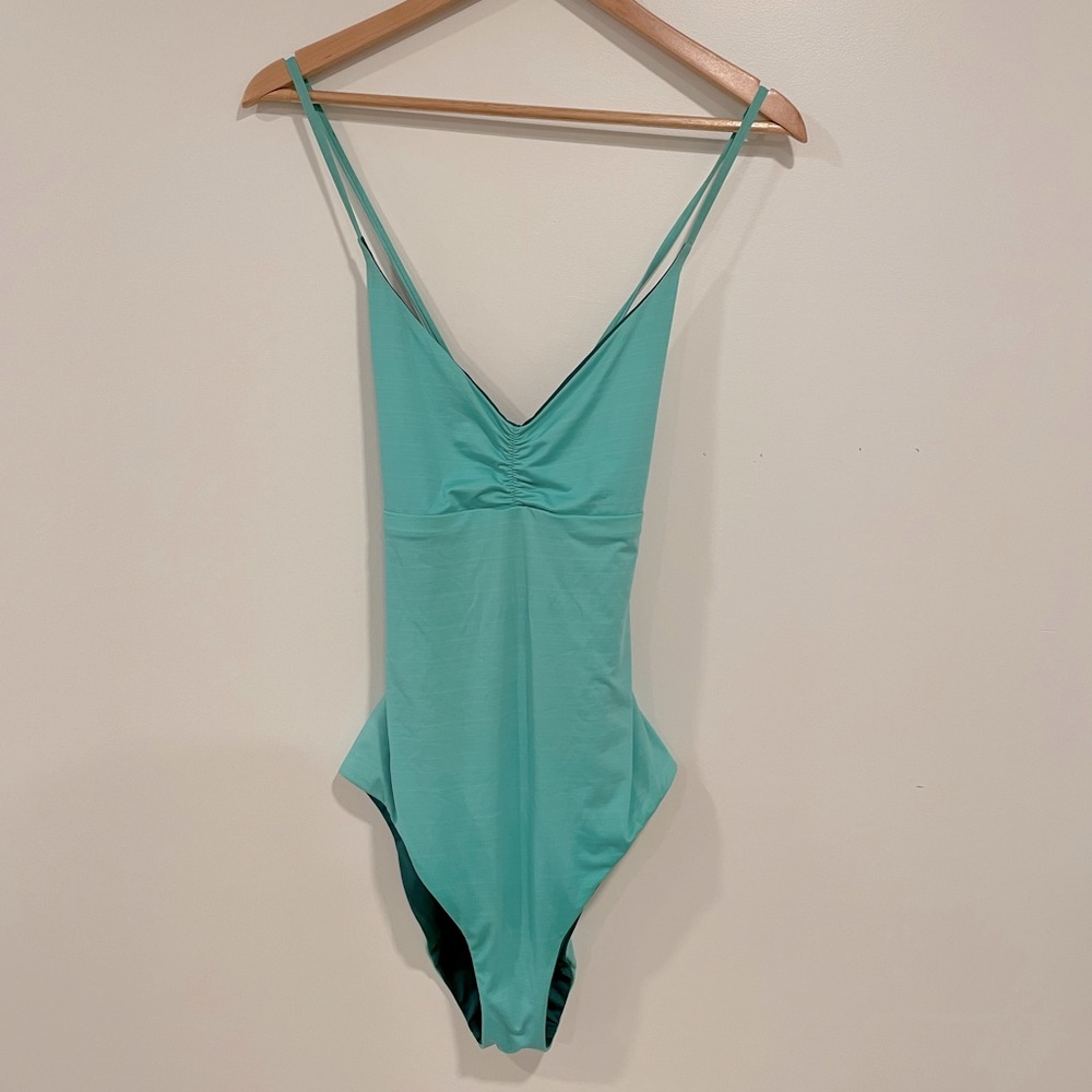 Patagonia reversible one piece swim suit green/turquoise size medium